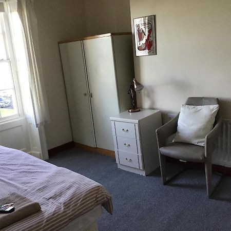 Sea View Guest House 하틀풀 외부 사진