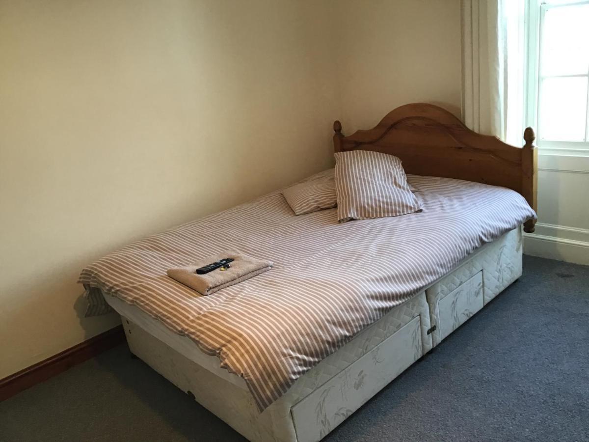 Sea View Guest House 하틀풀 외부 사진