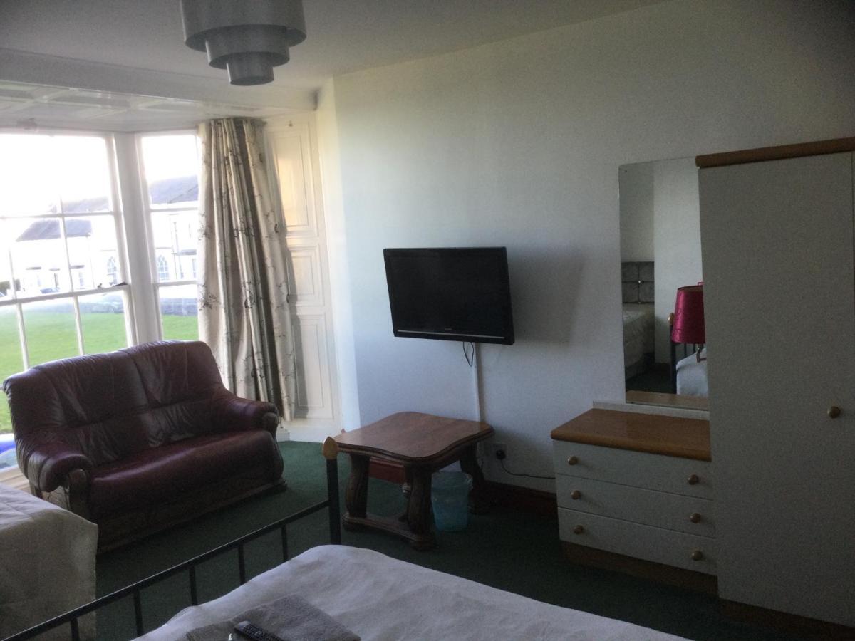 Sea View Guest House 하틀풀 외부 사진